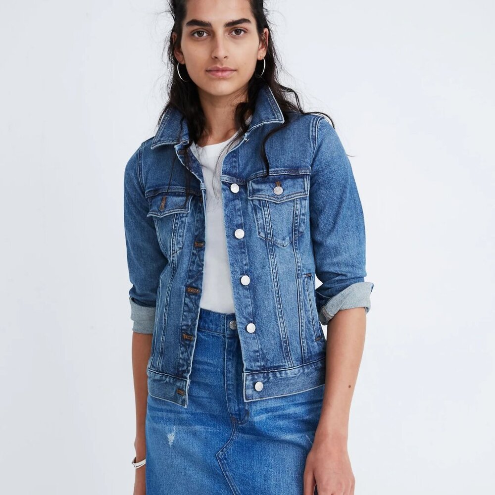 Madewell The Stretch Jean Jacket in Hobson Wash XS